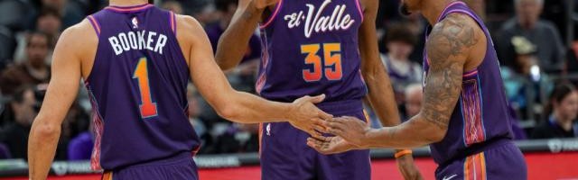 开云APP-三巨头第三次合体便刷出队史纪录 太阳终见曙光